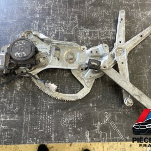 Lève-vitre avant droit BMW E34