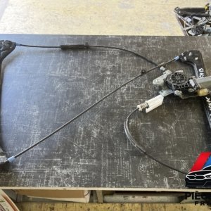 Lève-vitre avant gauche BMW Série 3 E46